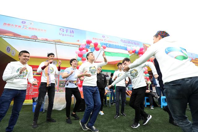 歌舞美食齐聚西南大学第13届国际文化节有“看事”